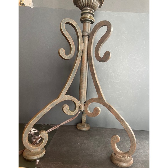 Vintage Antiqued Bronze Scroll Metal Table Lamp Base Tripod French Country Style - Picture 6 of 16